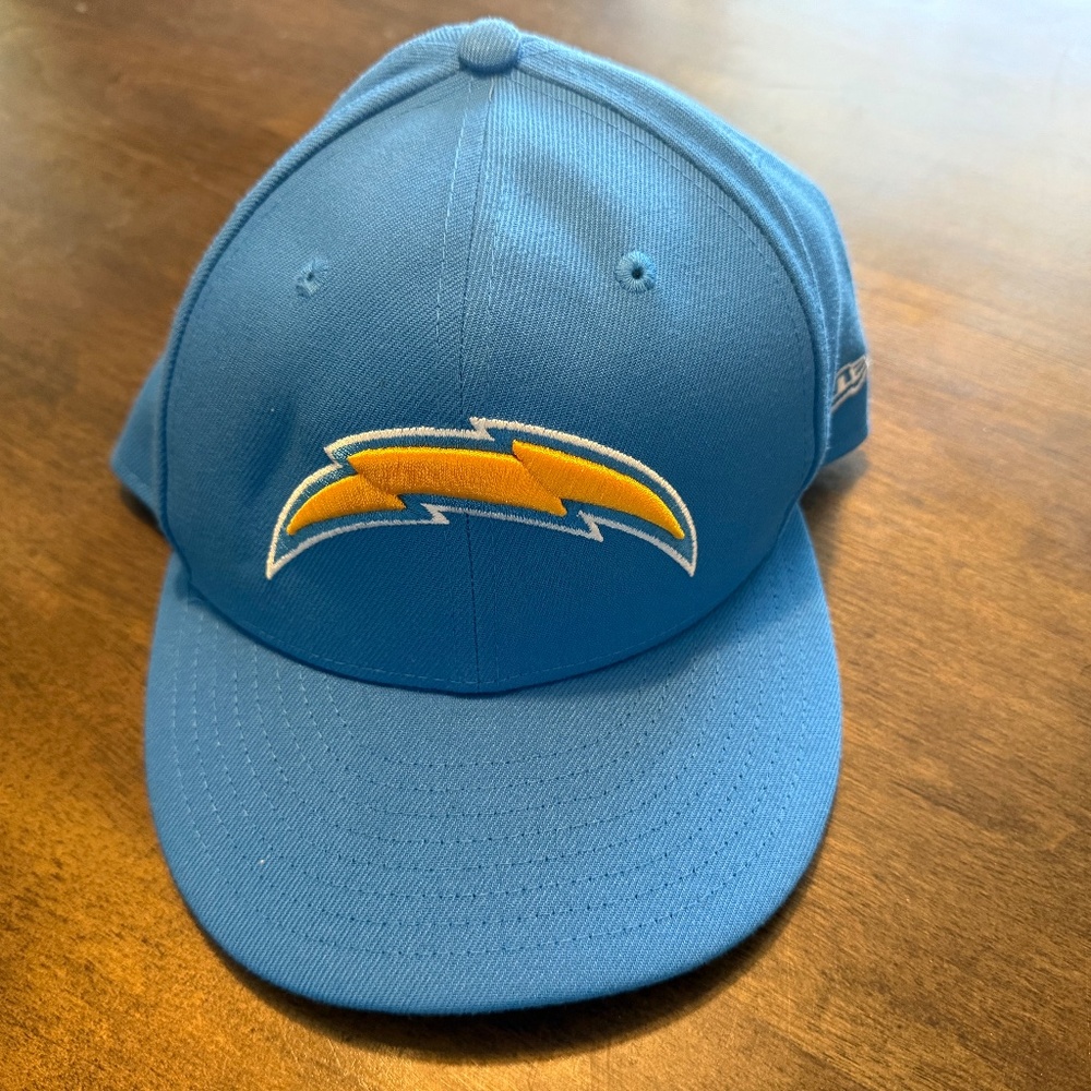Official NFL LA Chargers Light Blue Lightning Bolt Logo Hat Size 7 5/8